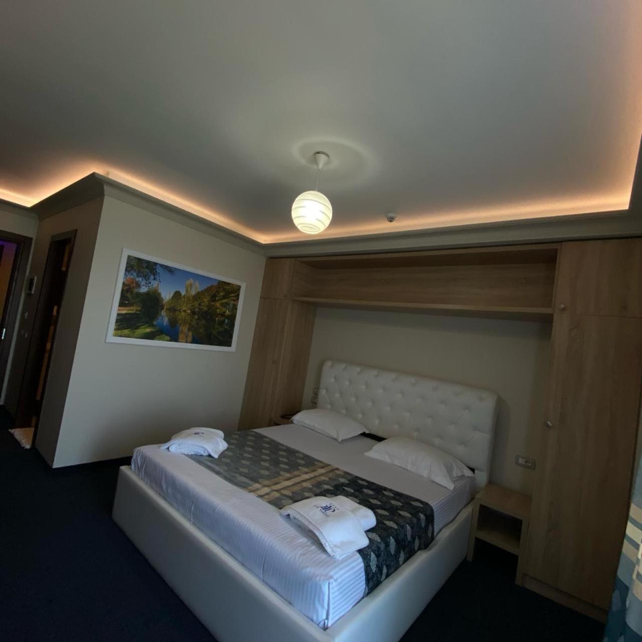 Hotel Pogradeci 2 Tushemisht Dış mekan fotoğraf