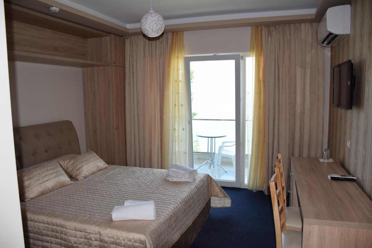 Hotel Pogradeci 2 Tushemisht Dış mekan fotoğraf