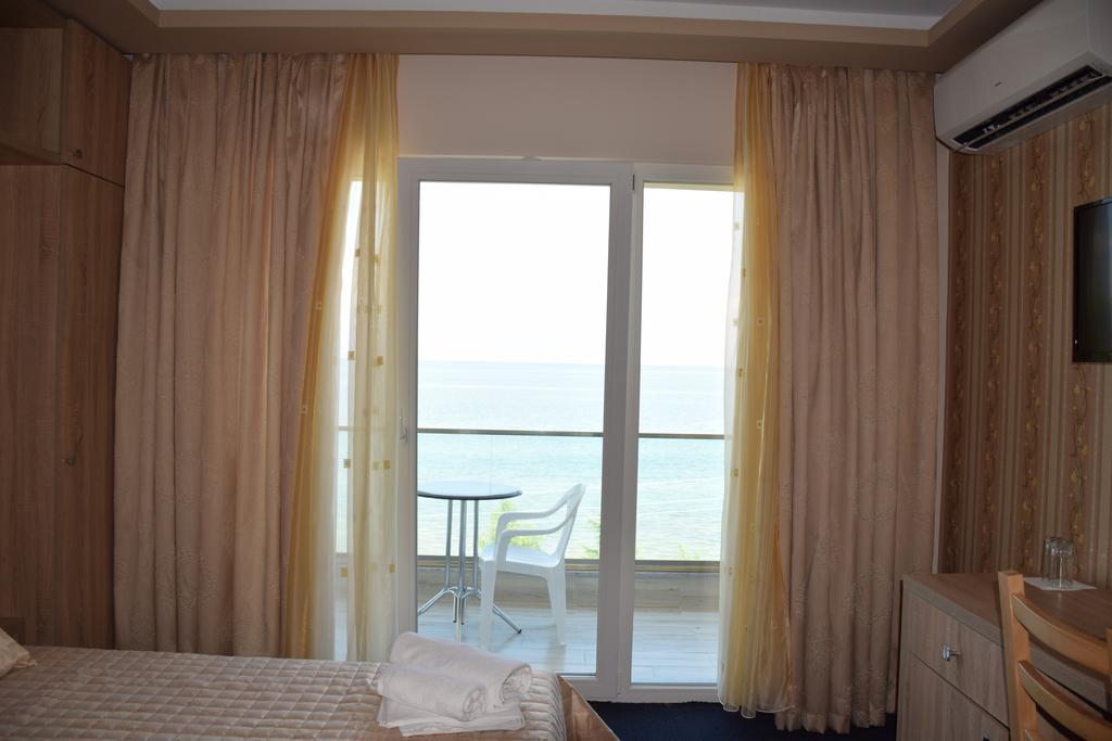 Hotel Pogradeci 2 Tushemisht Dış mekan fotoğraf