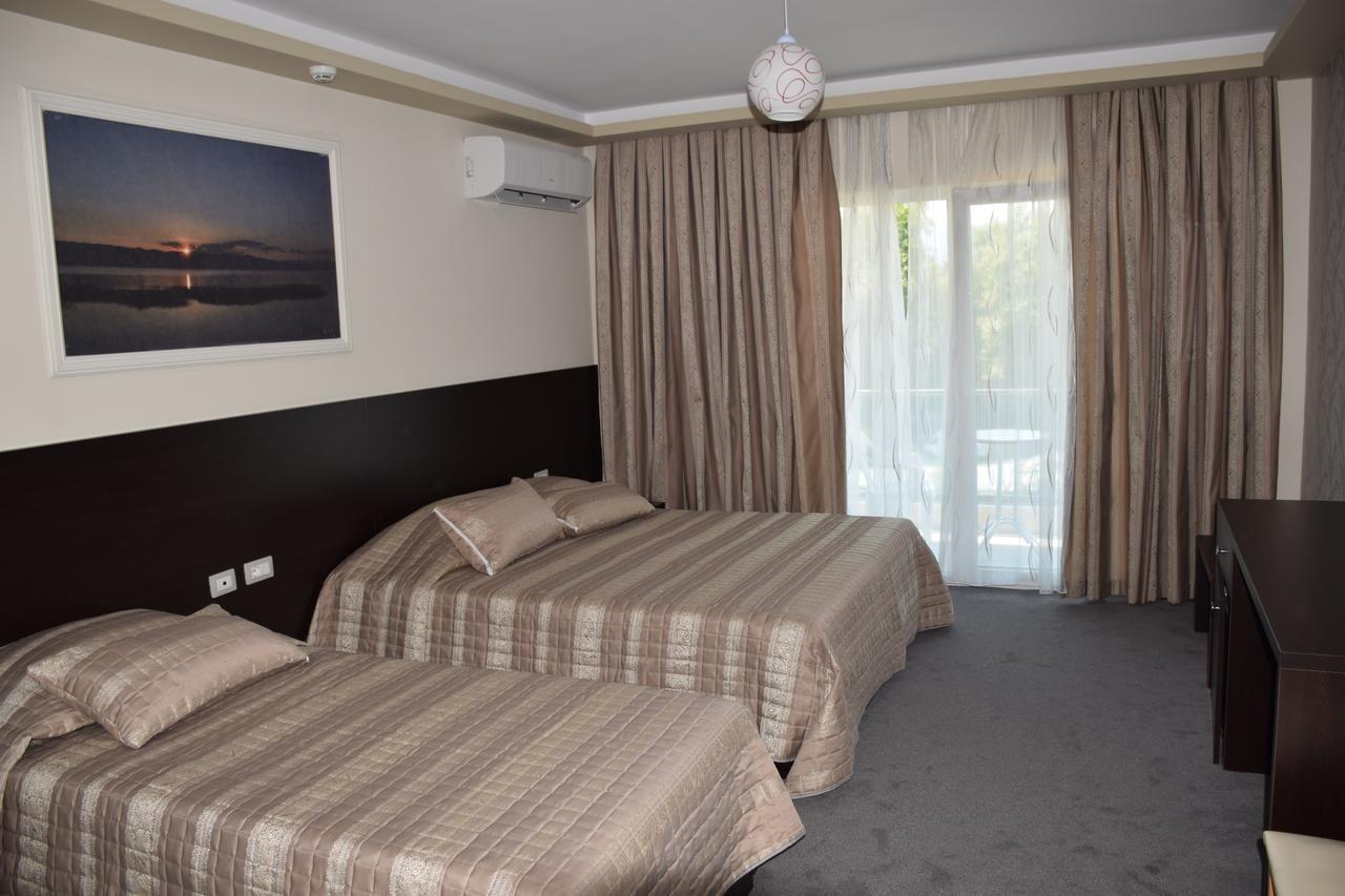 Hotel Pogradeci 2 Tushemisht Dış mekan fotoğraf